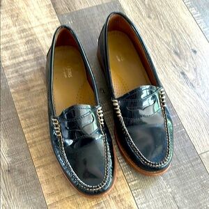 G.H Bass & Co. Weejuns black patent leather Whitney loafers size 7.5